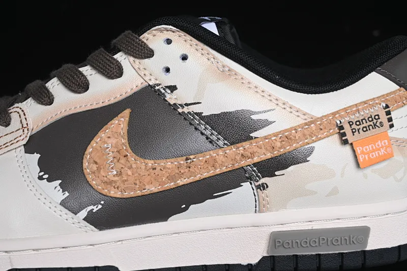 All Categories Nk SB Dunk Series Nk SB Dunk Low Low-top sneakers Nk Dunk Low Panda Prank Pioneer Knight Sandstorm Black Brown Low-top casual sneakers DD1391-100